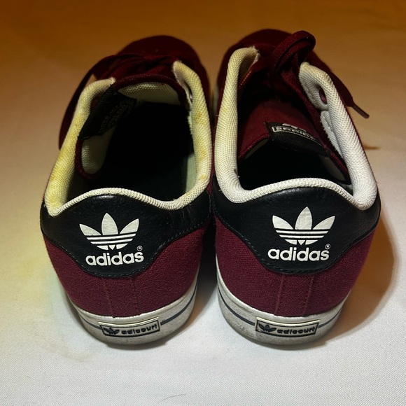 Adidas court striped shoes Men’s 8.5 Black/Cardinal Adidas Skate wear sneakers - Picture 4 of 7